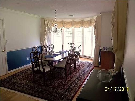 4th image of 5504 Churchill Downs Ave