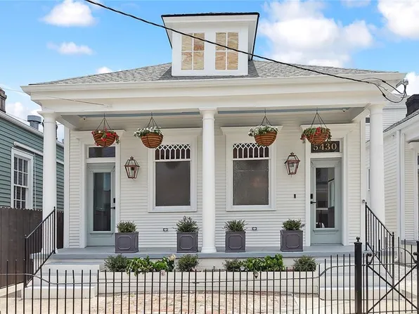 5430 Laurel St, New Orleans, LA 70115