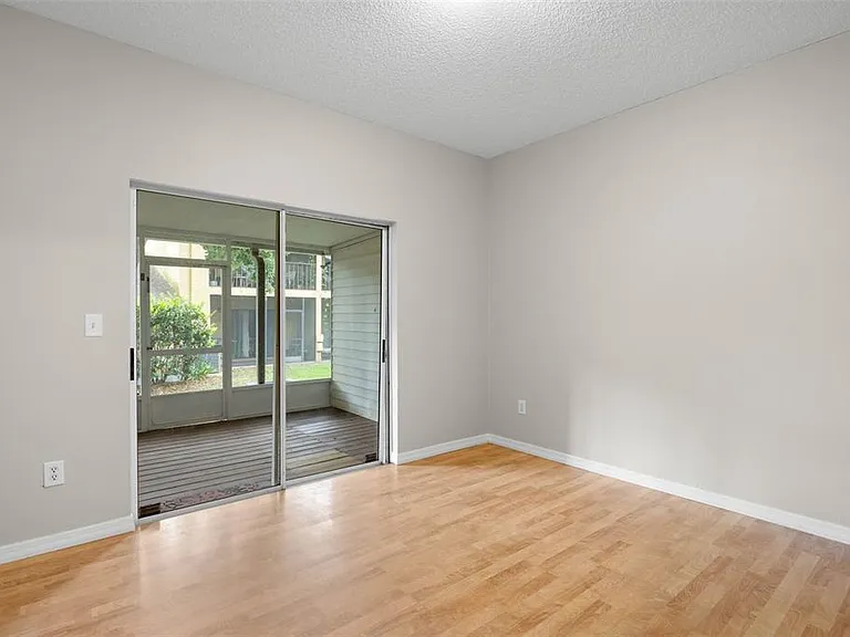248 Saint Ives Dr #248 — Photo 25