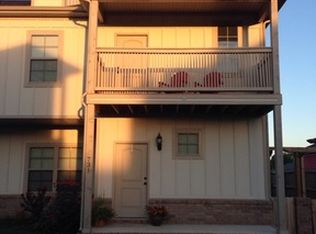 731 N Wordsworth Ln, Fayetteville, AR 72704