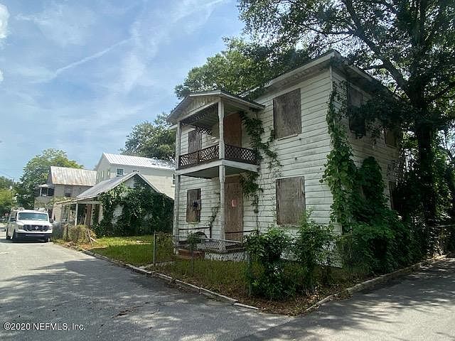 2nd image of 95 Oneida St