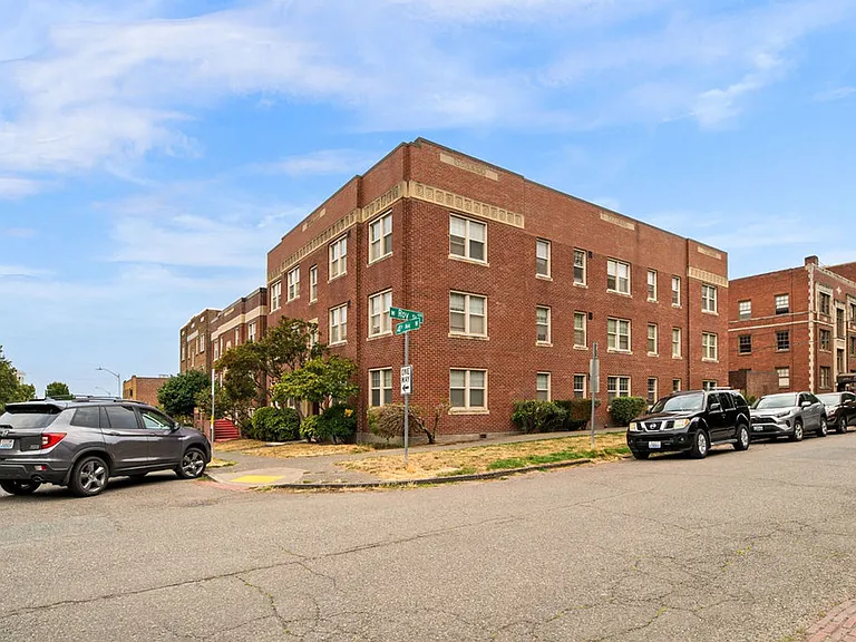 Marianne Apartments | Lower Queen Anne Living Near Seattle Center | 2 MONTHS FREE! — Photo 1