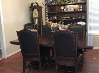 222 Lost Lake Dr, Mont Belvieu, TX 77523