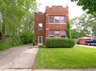 6 W Division St, Villa Park, IL