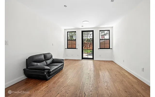 Rented by Douglas Elliman | media 20