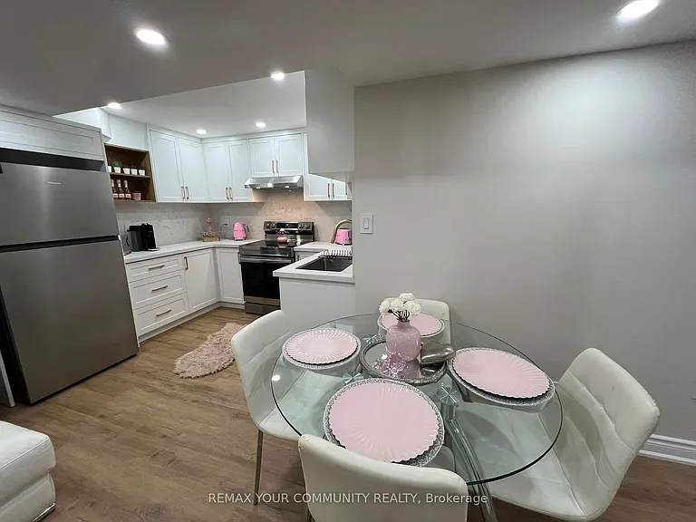 11 Newmill Cres #BASEMENT — Photo 12