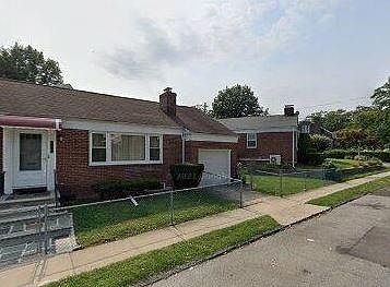 1st image of 244 Delano Ave W