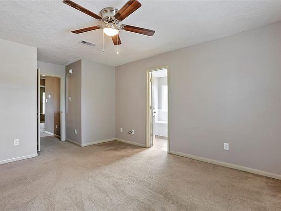 3rd image of 12047 Belle Ct