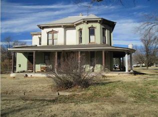 402 N Kansas Ave, Anthony, KS 67003