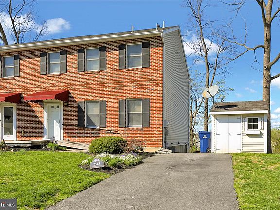 3rd image of 2513 Jefferson Ave