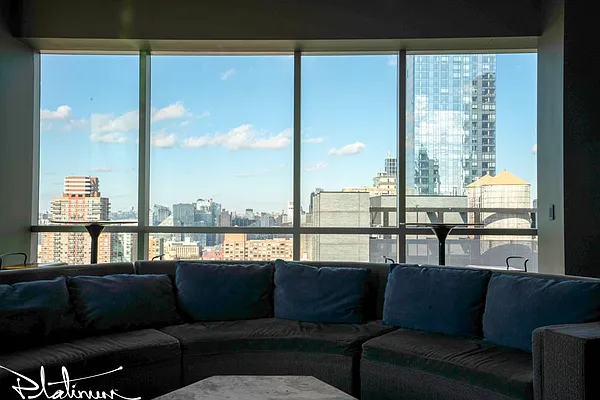 Rented by Platinum Properties | media 10