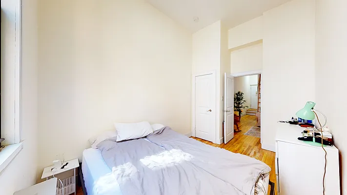 Rented by Oxford Property Group | media 6