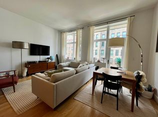 156 Hope St APT 4F, Brooklyn, NY 11211