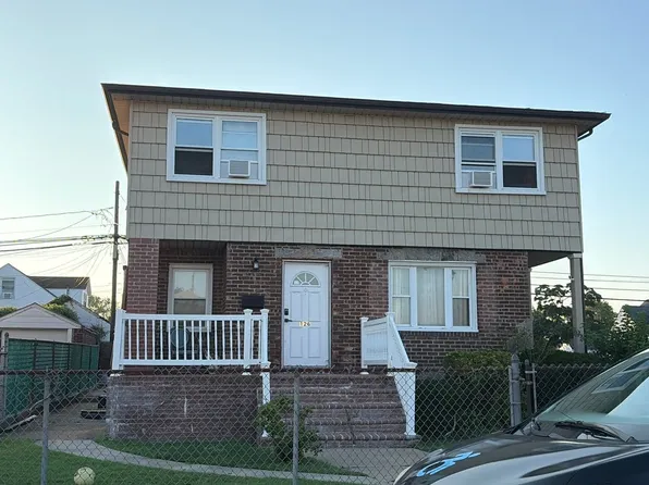 126 Sussex Rd, Elmont, NY 11003