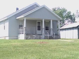 1017 Hardwood Rd, Marshfield, MO 65706