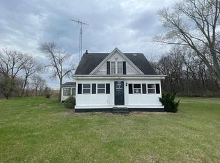 13110 Six Mile Rd, Virginia, IL 62691