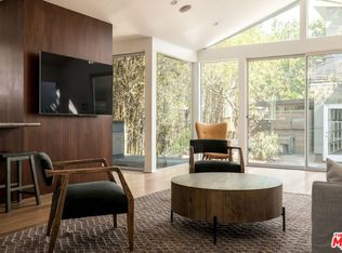 2500 Grandview Ave, Venice, CA 90291