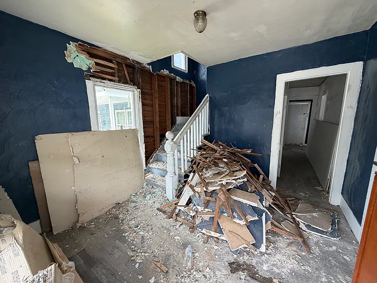311 Oak St — Photo 2