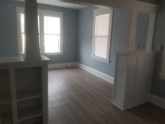 4th image of 35 N J St #18