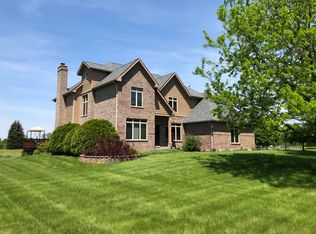 8505 Alpine Valley, Spring Grove, IL 60081