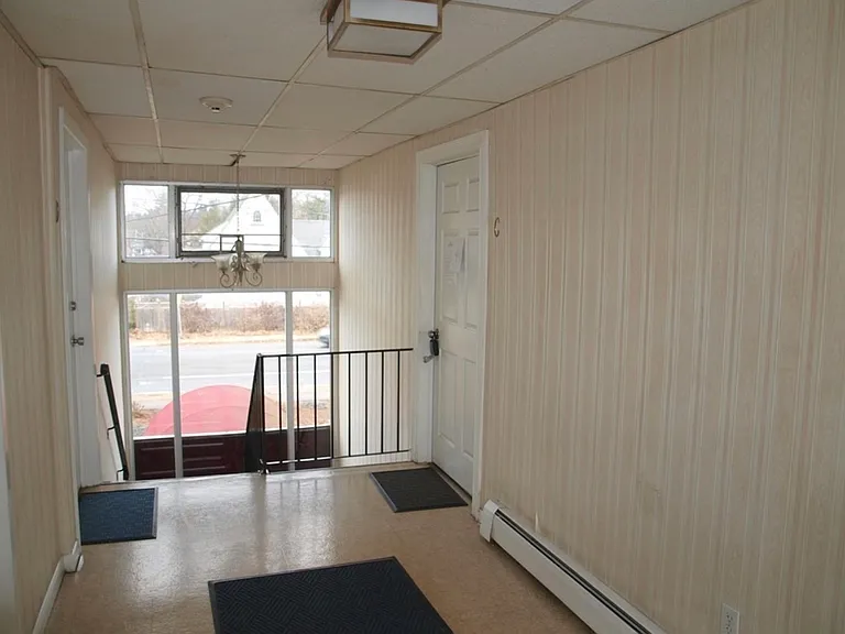 215 Chelmsford St #C — Photo 10