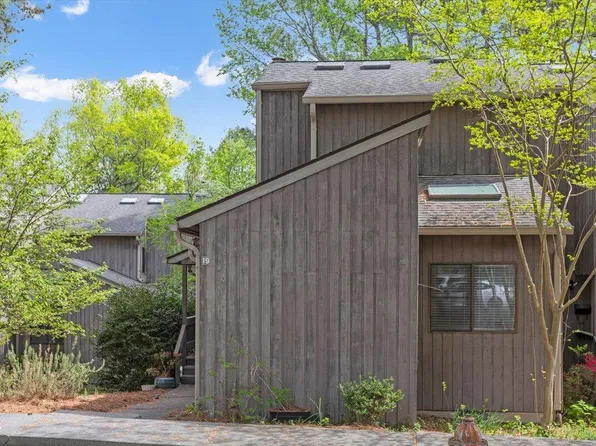 19 Bluff Trl, Chapel Hill, NC 27516