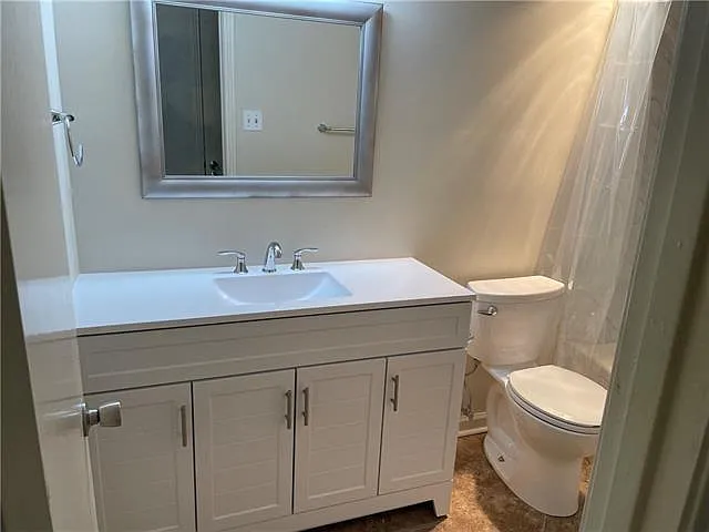2700 Whitney Pl — Photo 4