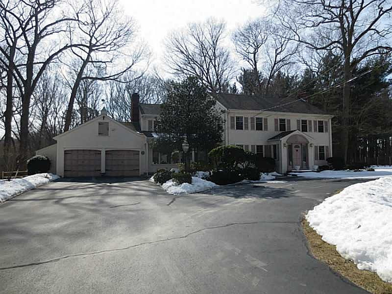 1st image of 5 Tallwood Dr