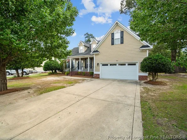 1816 Holloman Dr, Fayetteville, NC 28312