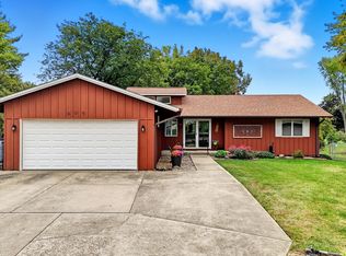 690 Westport Dr, Joliet, IL 60431