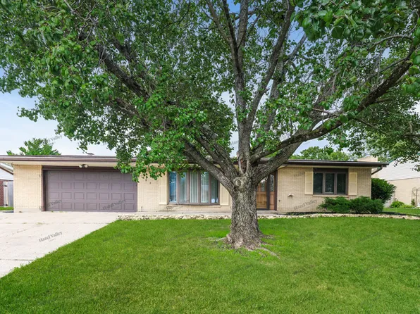 189 Katy Ln, Englewood, OH 45322