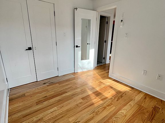5th image of 930 De Kalb Ave #217
