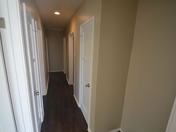 5th image of 1931 W 96th St