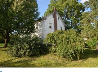 1243 County Line Rd, Gilbertsville, PA 19525