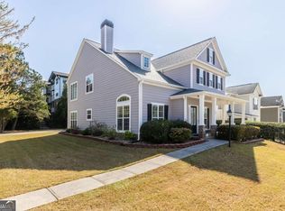 1008 Lake Pointe Ct, Suwanee, GA