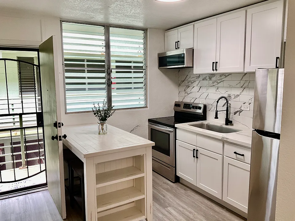 68-051 Akule St #203