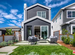 1738 Walgrove Ave, Los Angeles, CA 90066