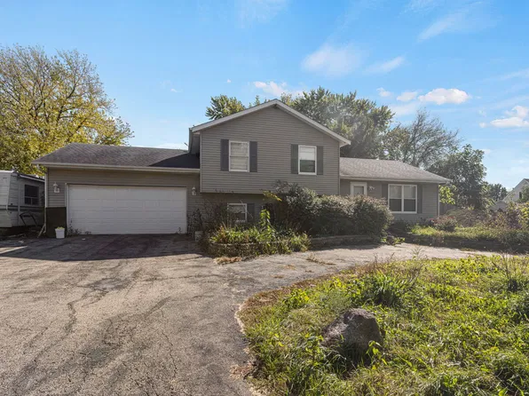 200 Dunlap St, Harvard, IL 60033