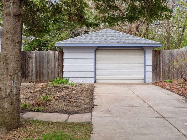 3034 Kentucky Ave N, Crystal, MN 55427