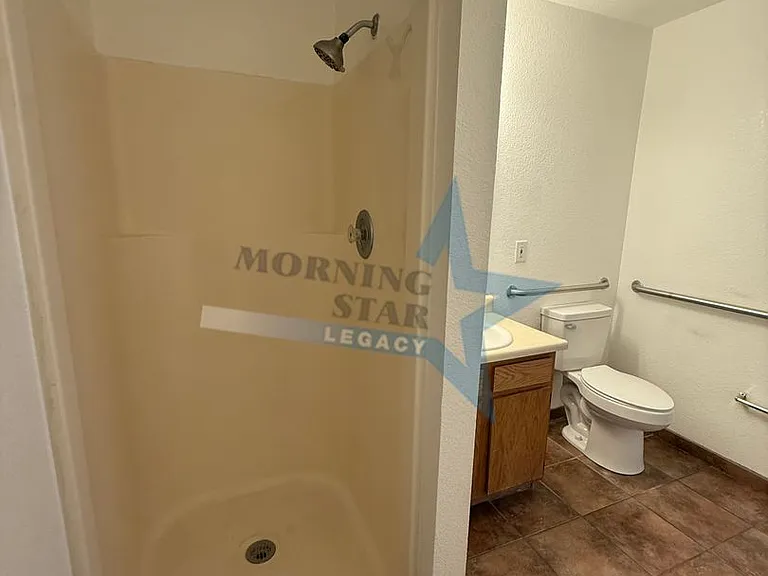 Spacious 2 bedroom floor plans! — Photo 16