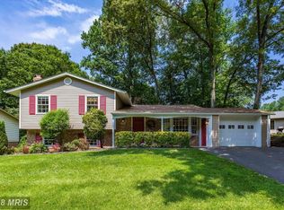 5034 Dequincey Dr, Fairfax, VA 22032