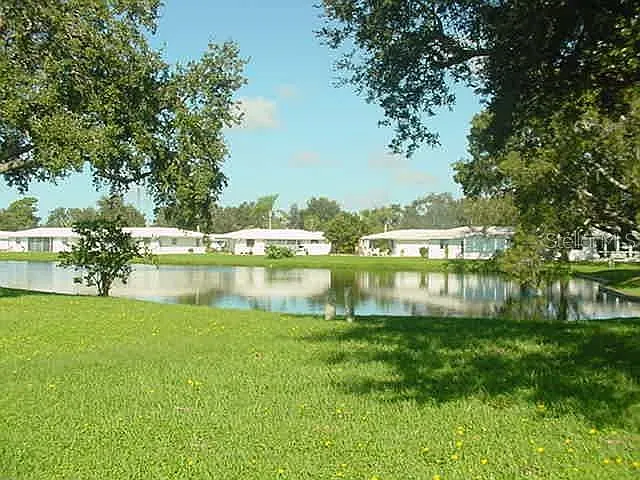 2 bed, 2.0 bath, 1321 sqft, $3,400 — Photo 3