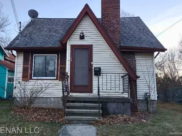 1520 E Oakland Ave, Lansing, MI 48906