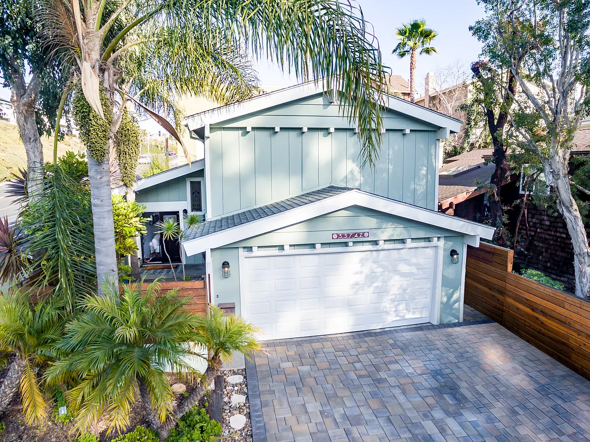 Building Photo - 33742 Olinda Dr