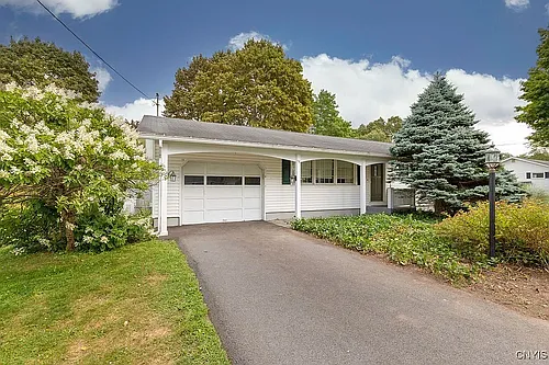 15 Sherwood Cir Photo 1