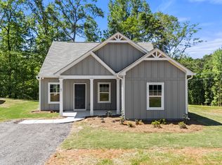 32 Harris Dr, Newnan, GA 30263