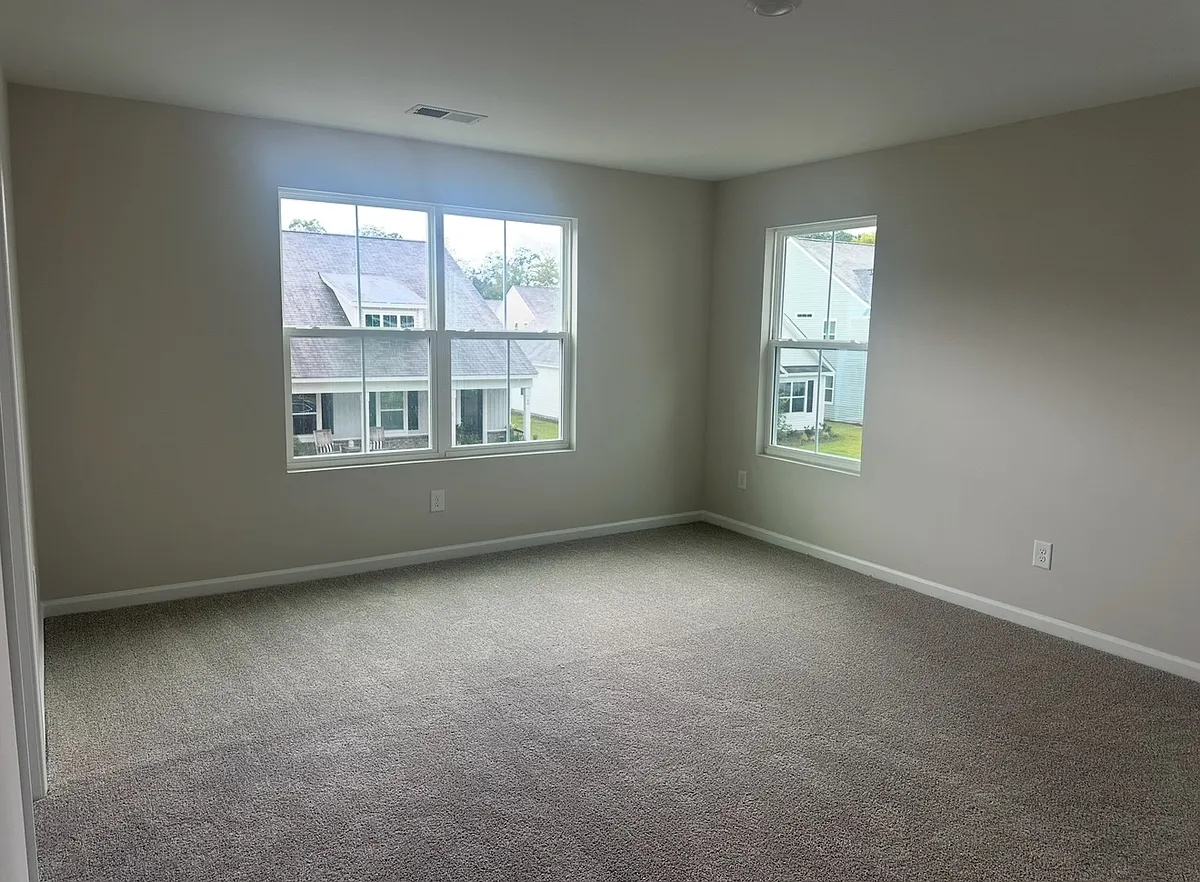 Building Photo - 67 Whispering Oaks Cir #67
