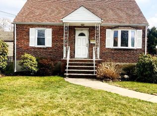 26 2nd St, Edison, NJ 08837