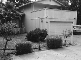 404 Ivy Ln, Pleasant Hill, CA 94523