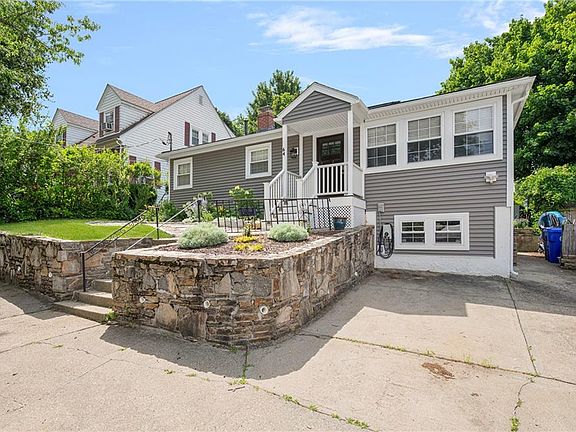 2nd image of 64 Royal Ave